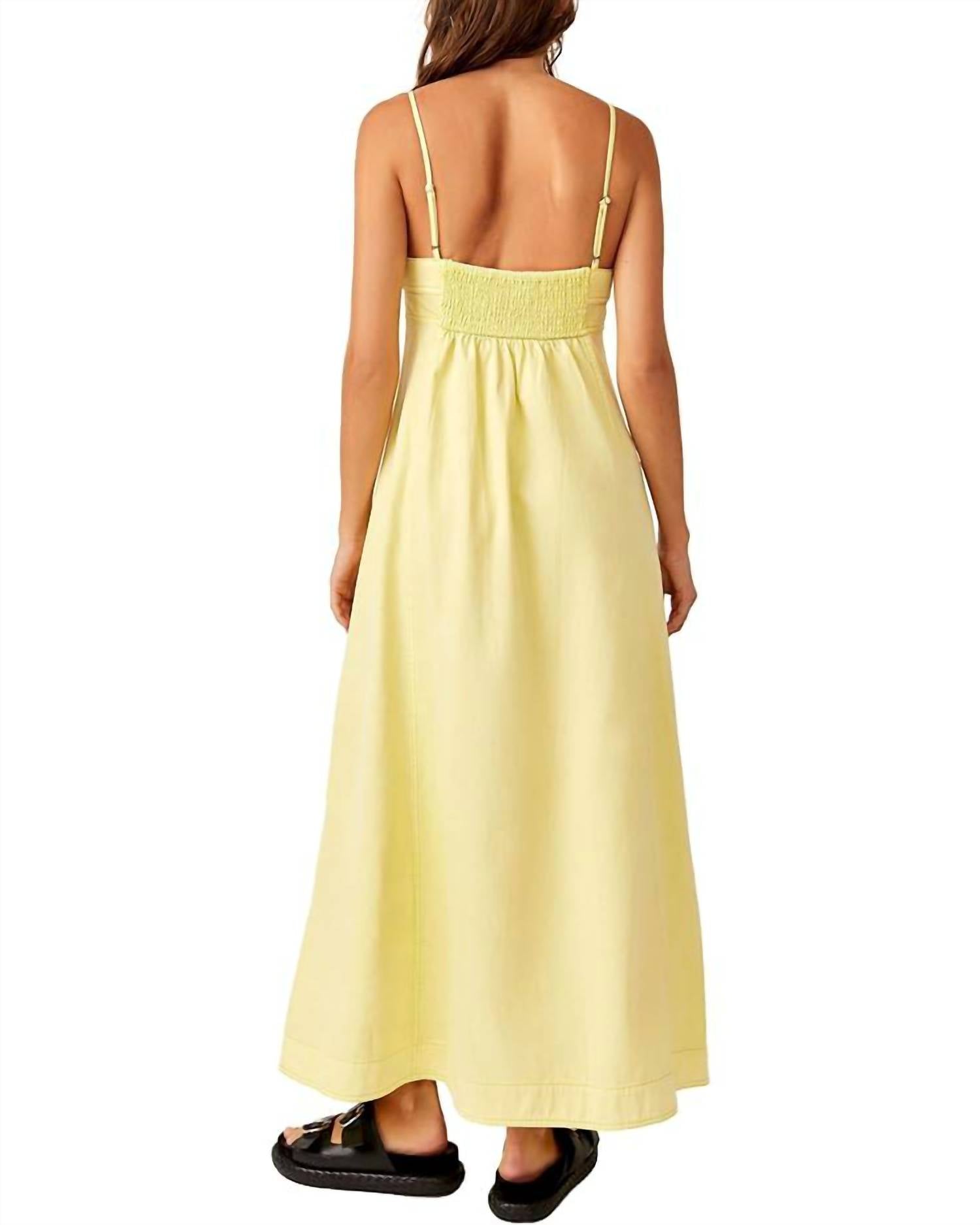 Vestido largo color amarillo