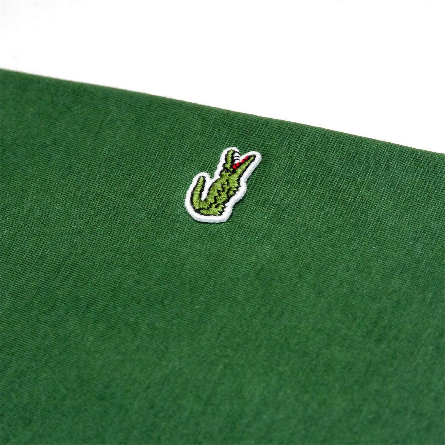 Camiseta de hombre de manga corta con cuello en V color verde