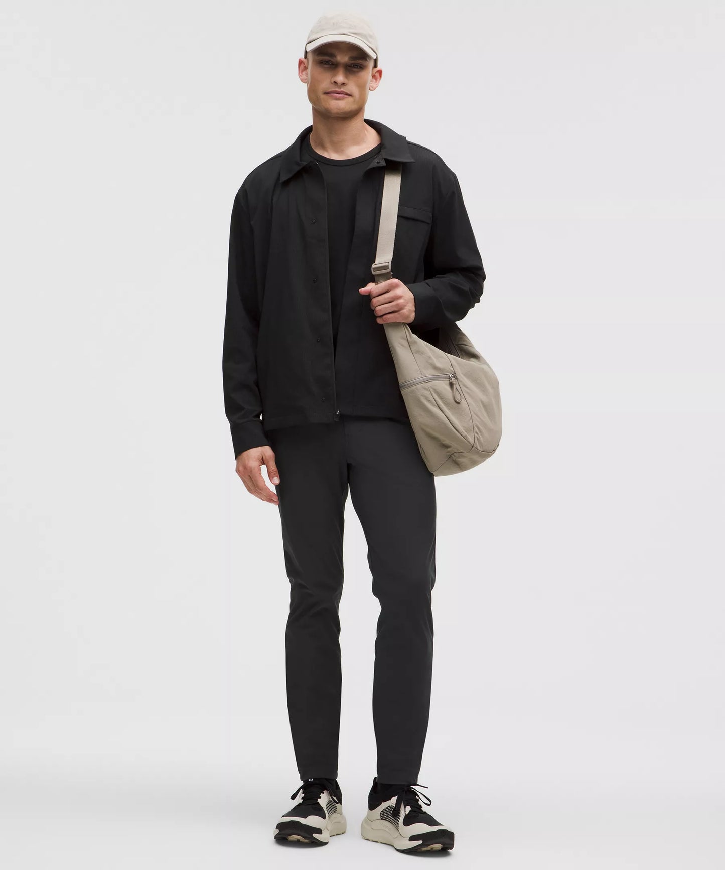 Pantalón de corte ajustado