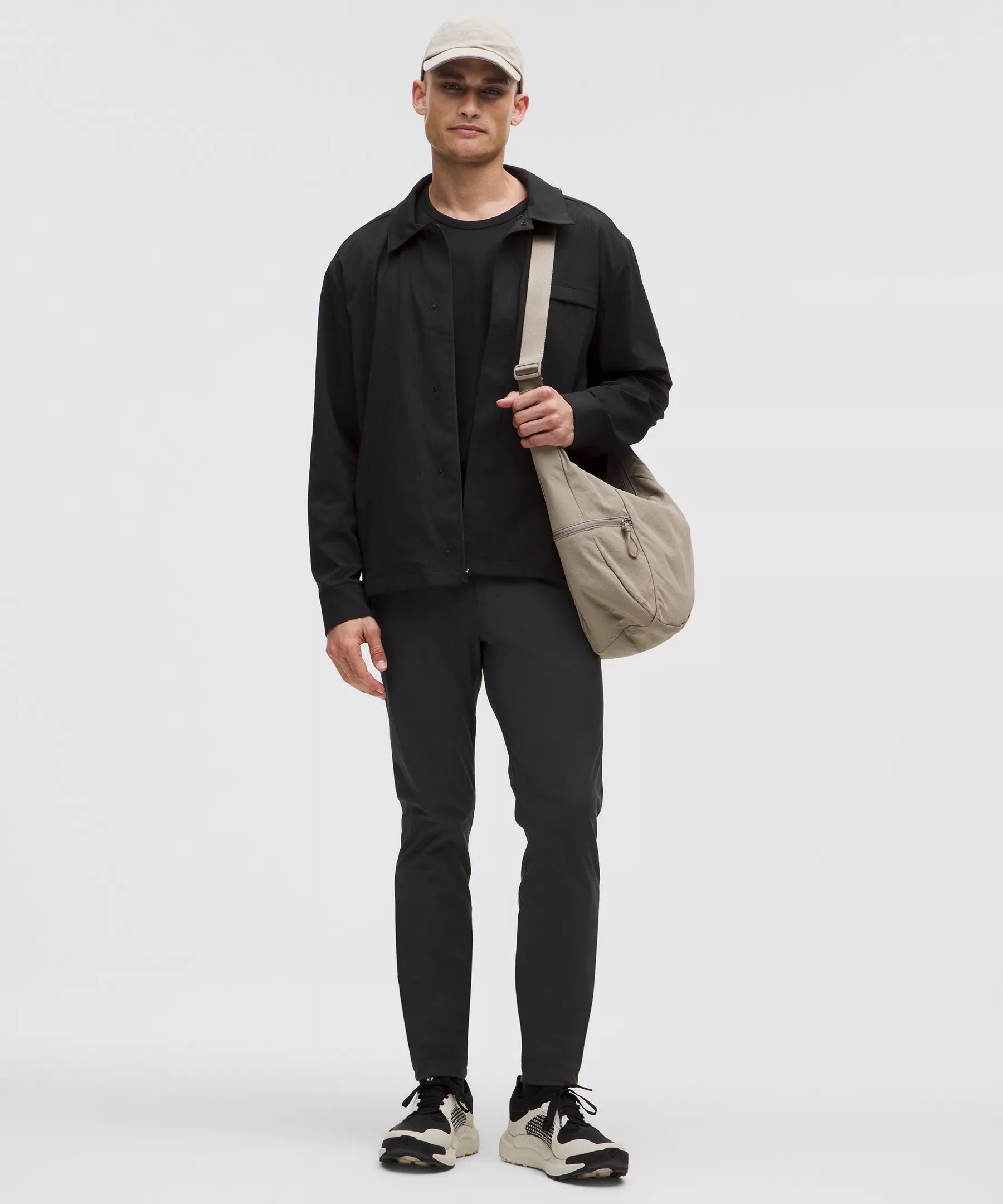 Pantalón de corte ajustado