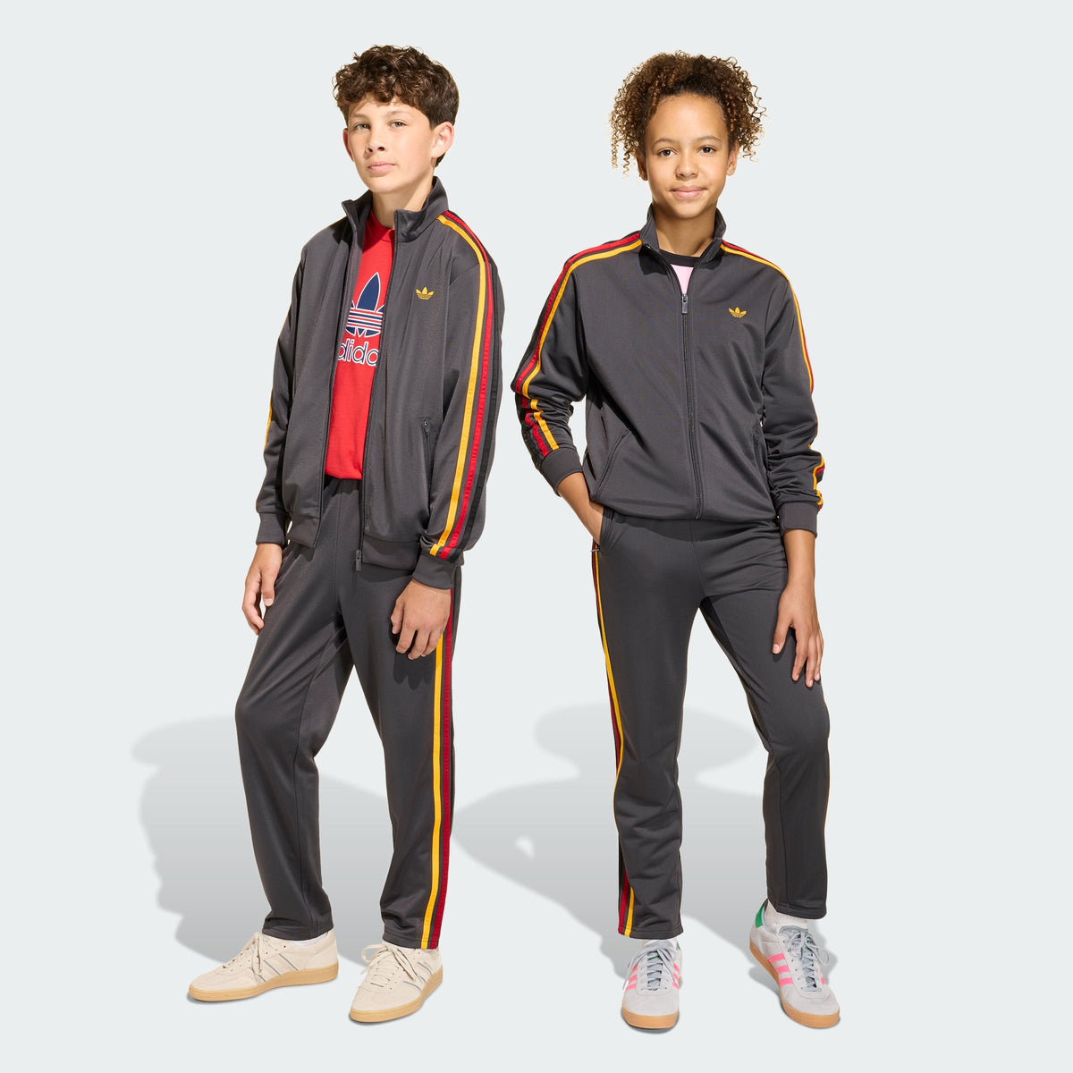 Pantalón deportivo infantil
