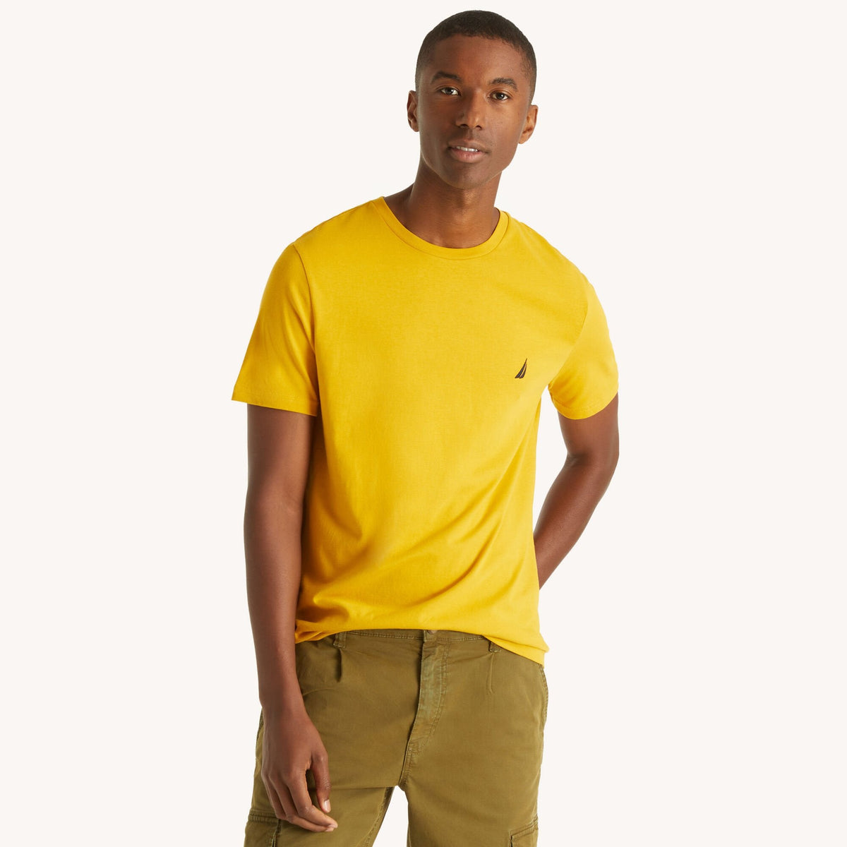 Camiseta de hombre con cuello redondo
