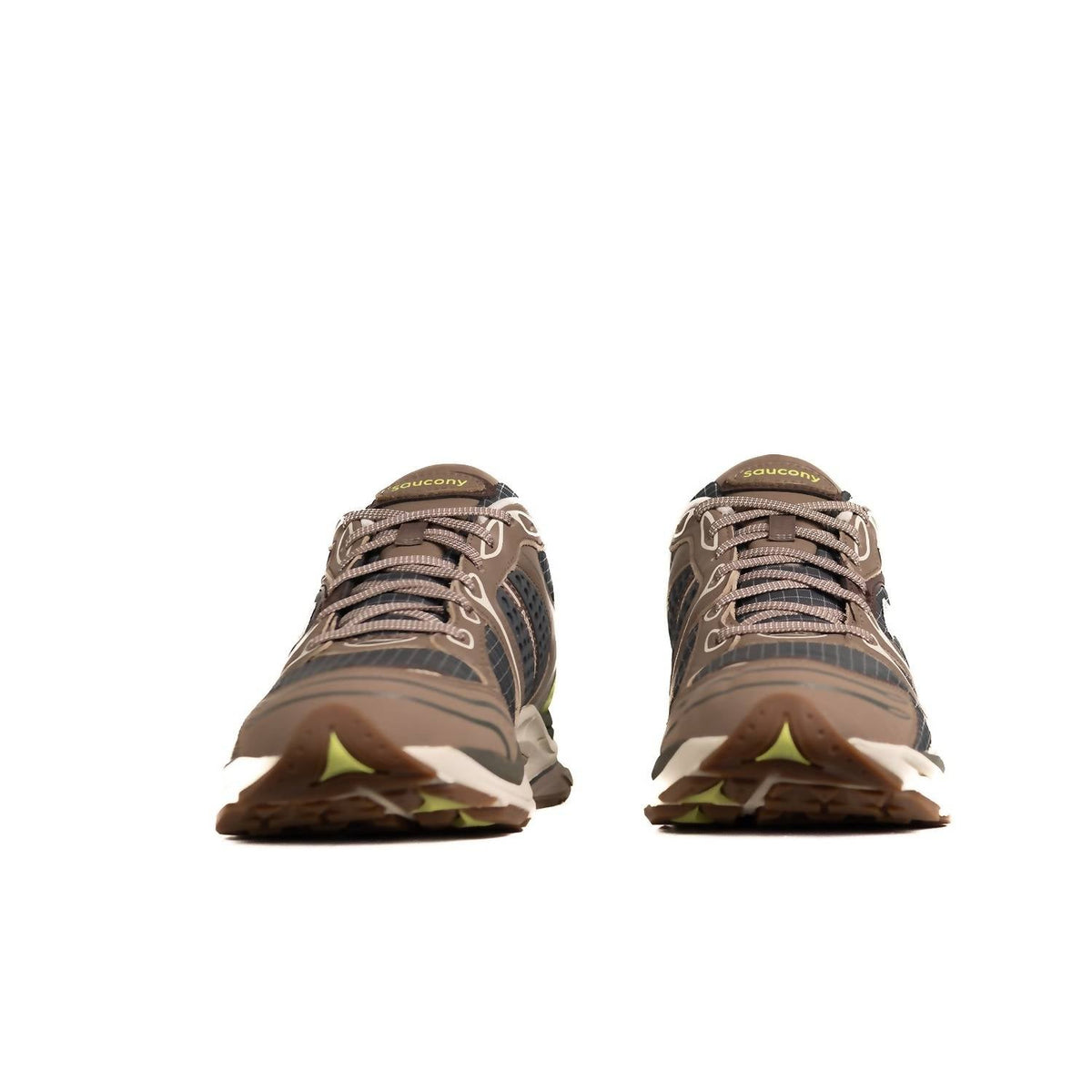 Tenis de hombre color taupe