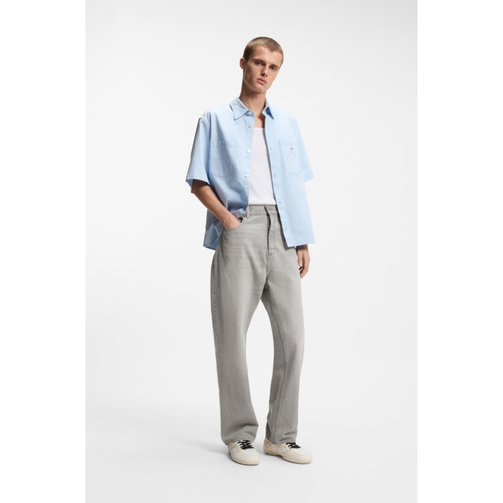 Jean de mezclilla color gris