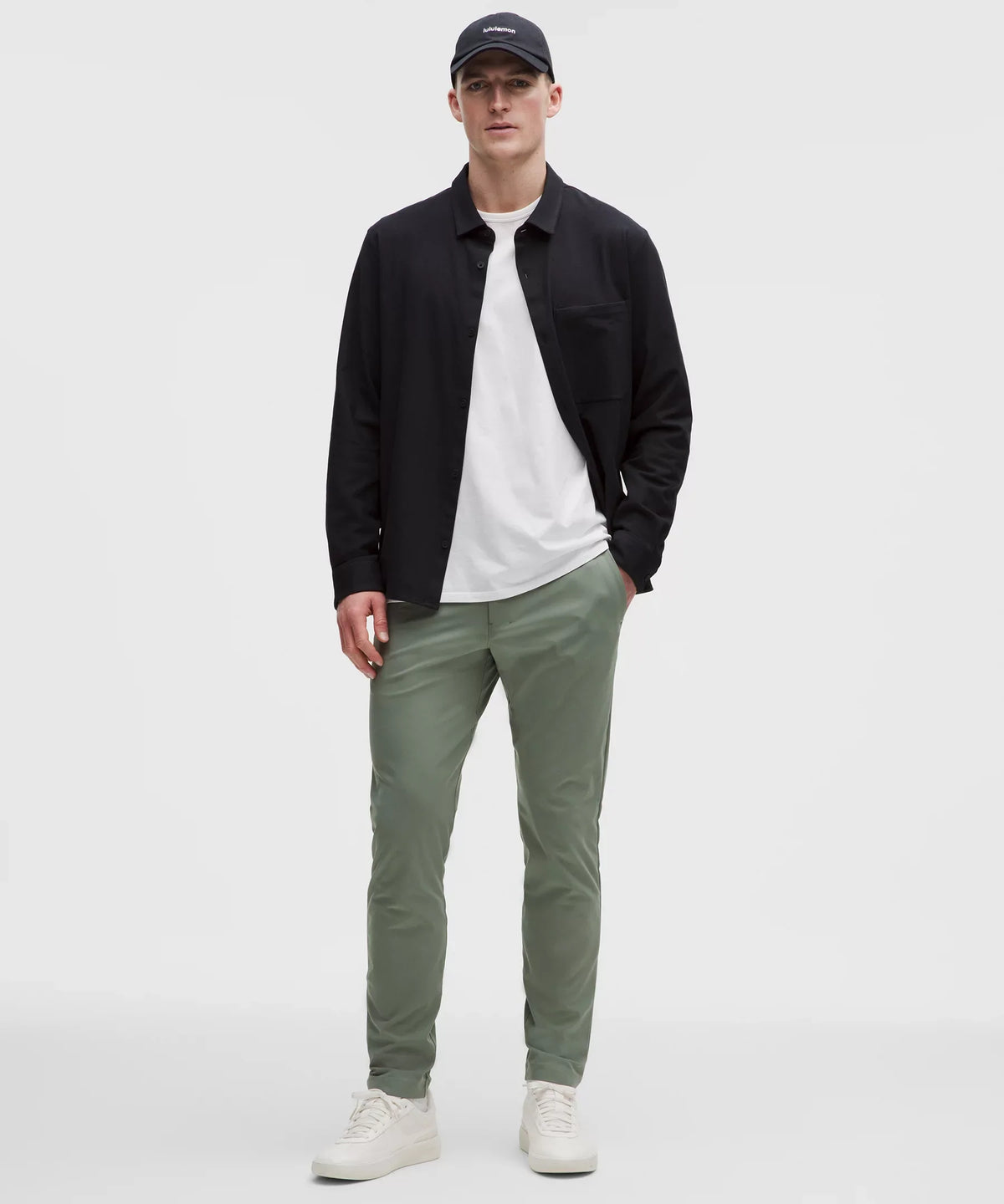 Pantalón de corte ajustado