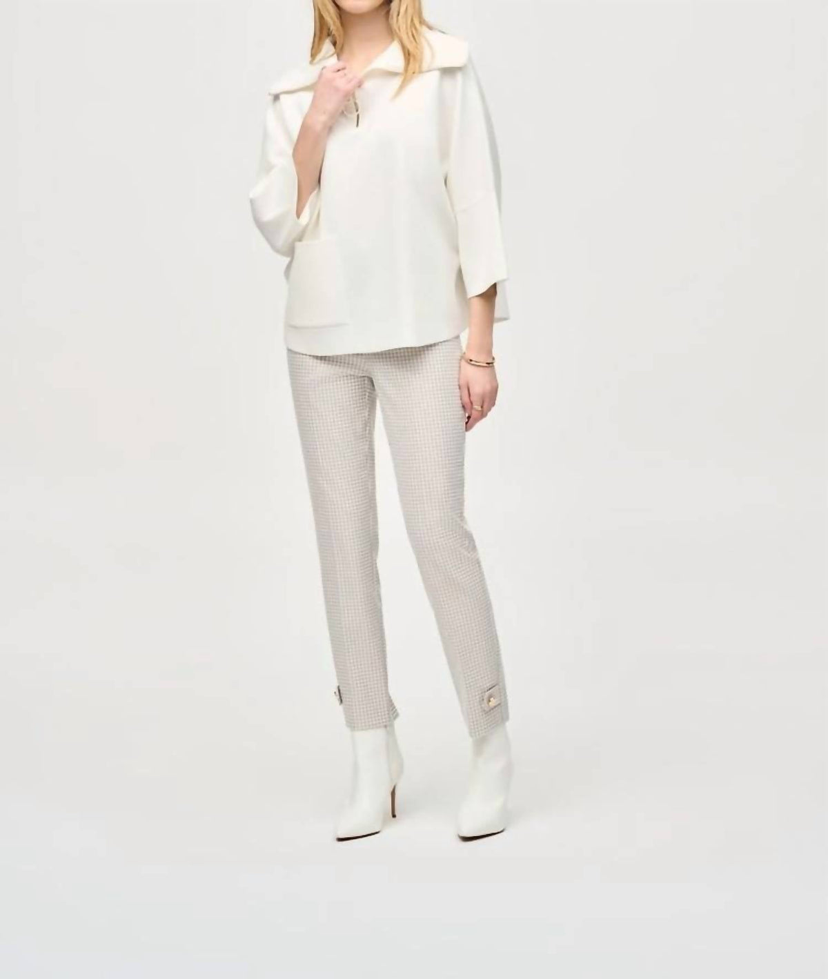 Pantalón de corte ajustado color blanco y beige