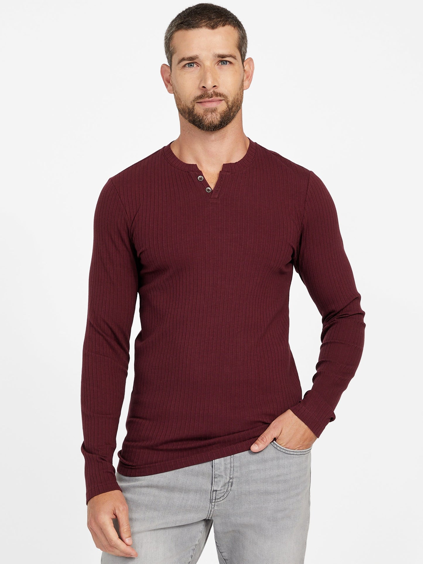 Camiseta con botones de manga larga