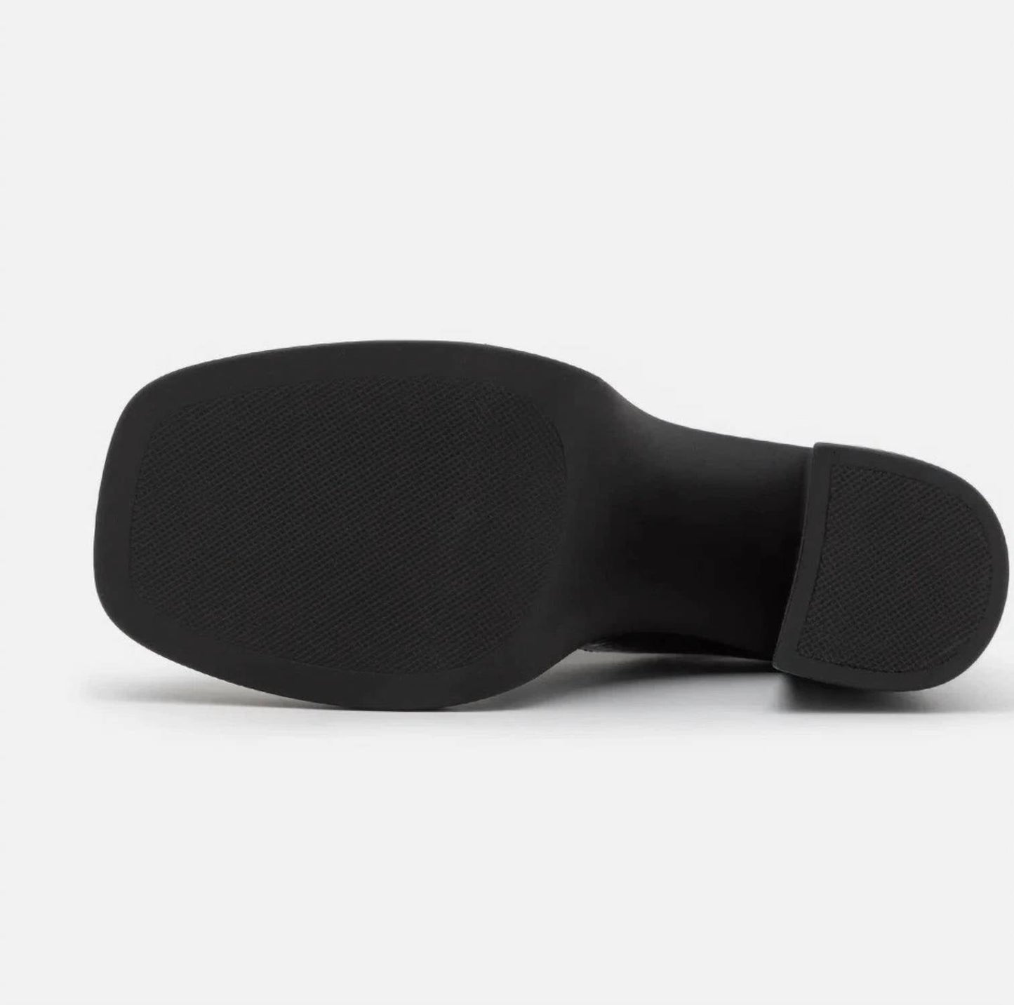 Botas de mujer con plataforma color negro