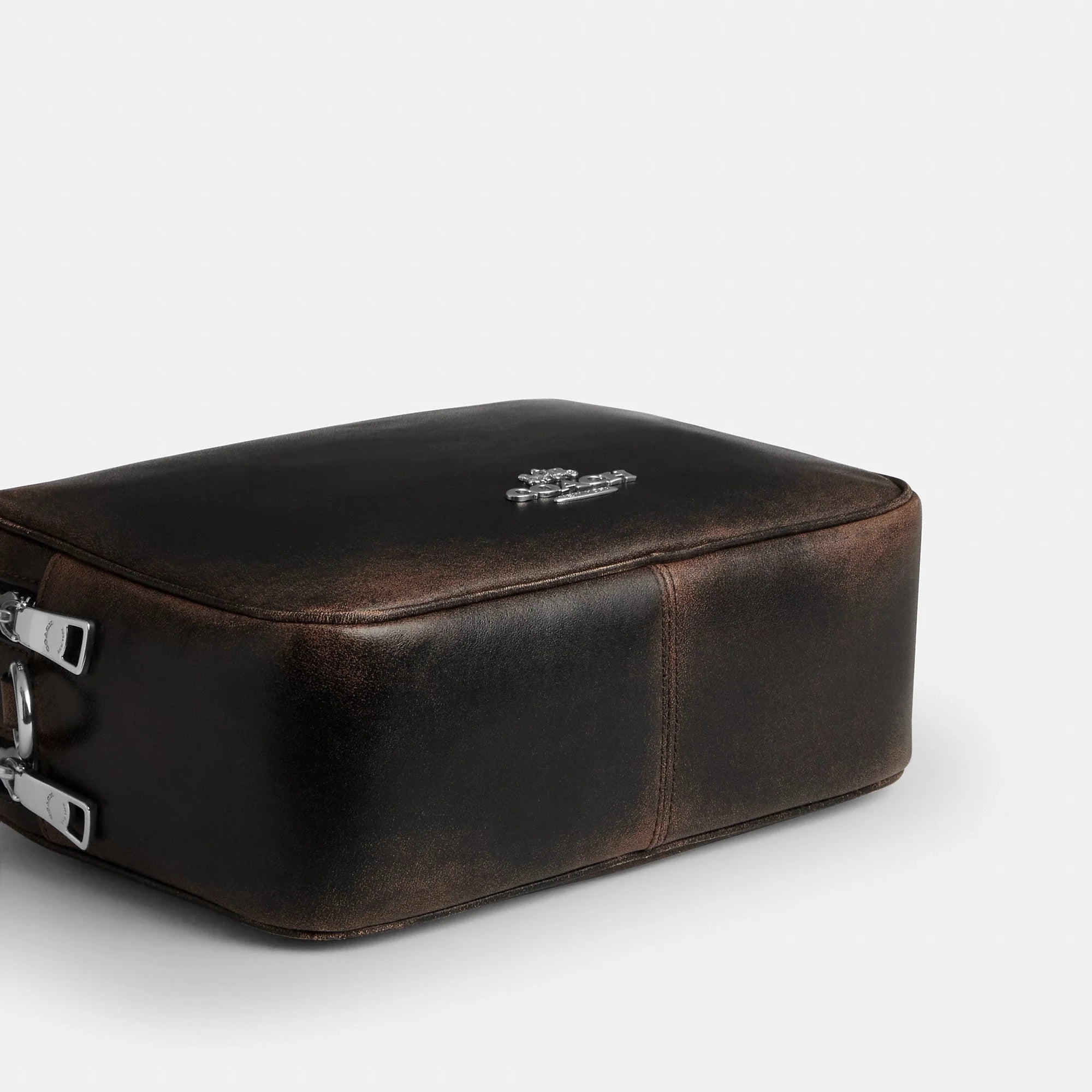 Bolso cruzado de cuero