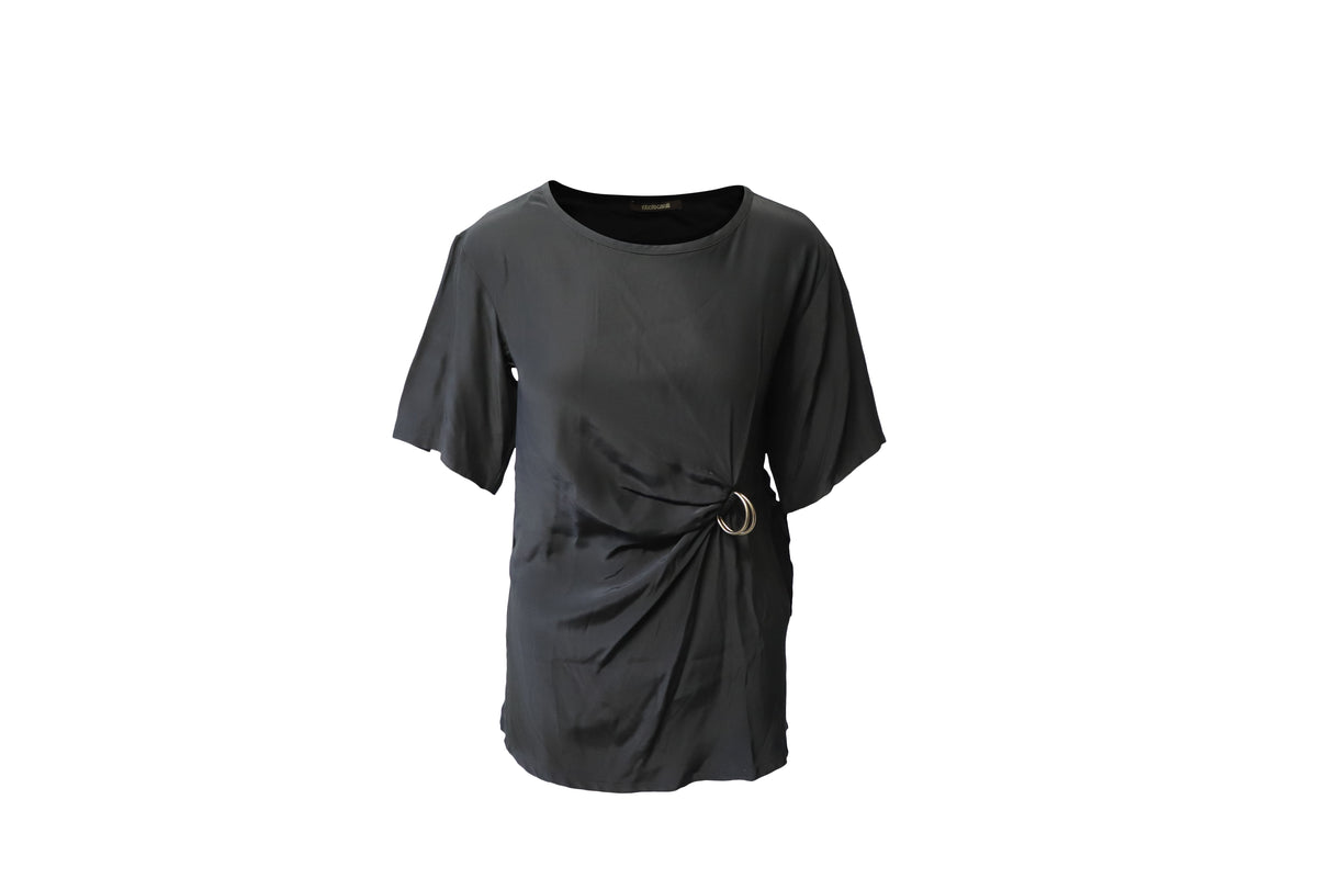 Blusa de seda color negro