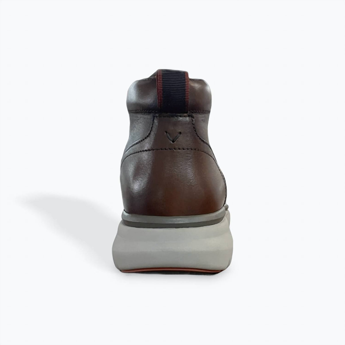 Botas de hombre color café