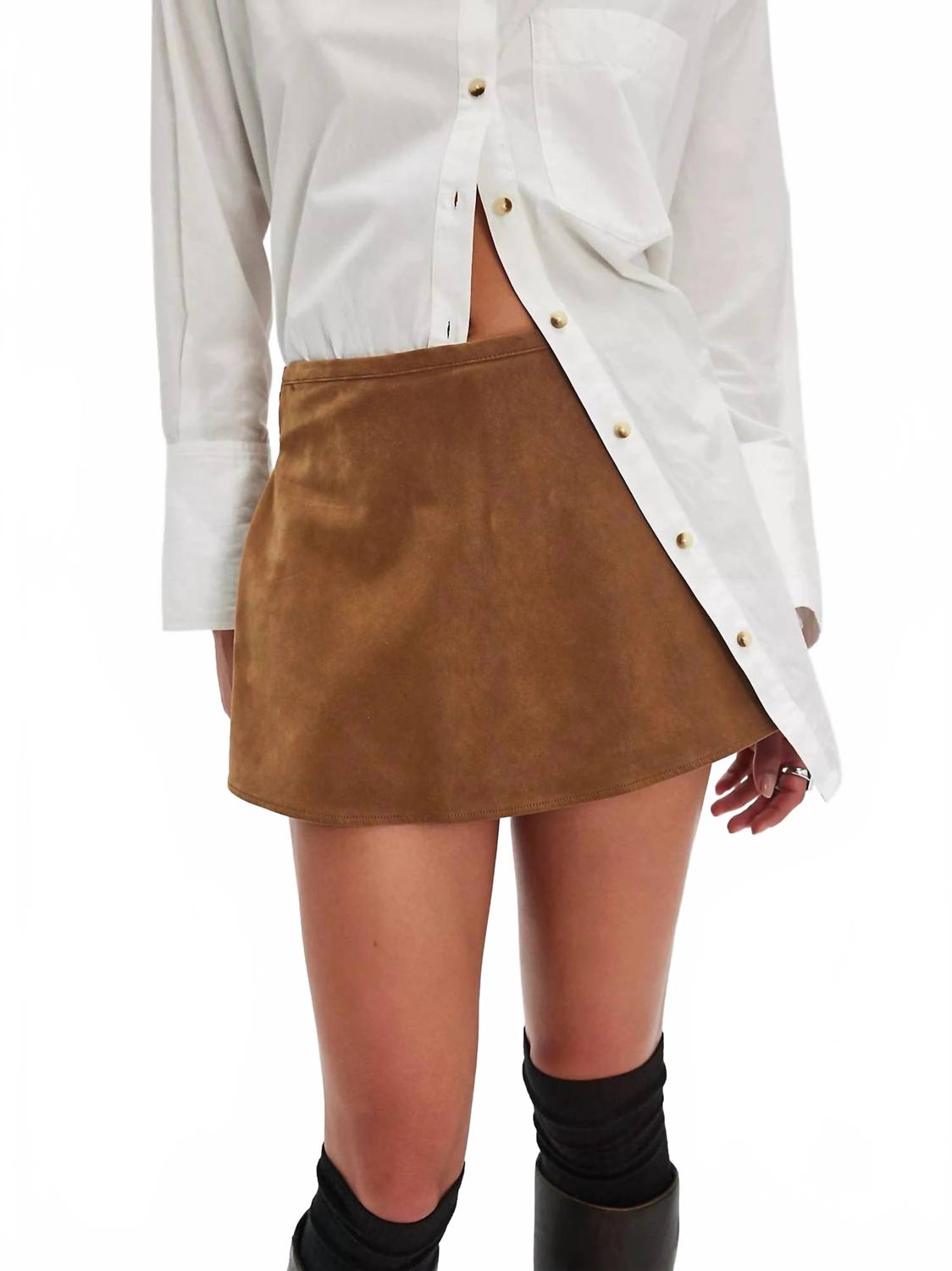 Falda pantalón de gamuza