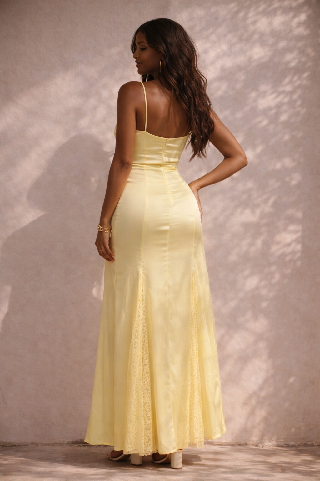 Vestido de satén largo