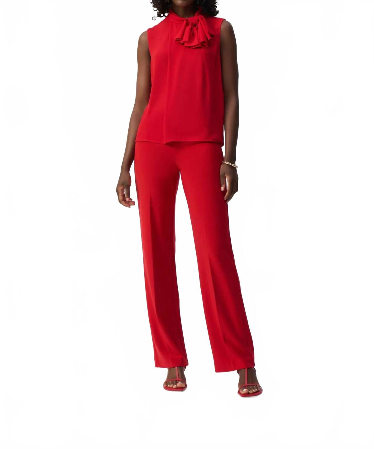 Top sin mangas color rojo