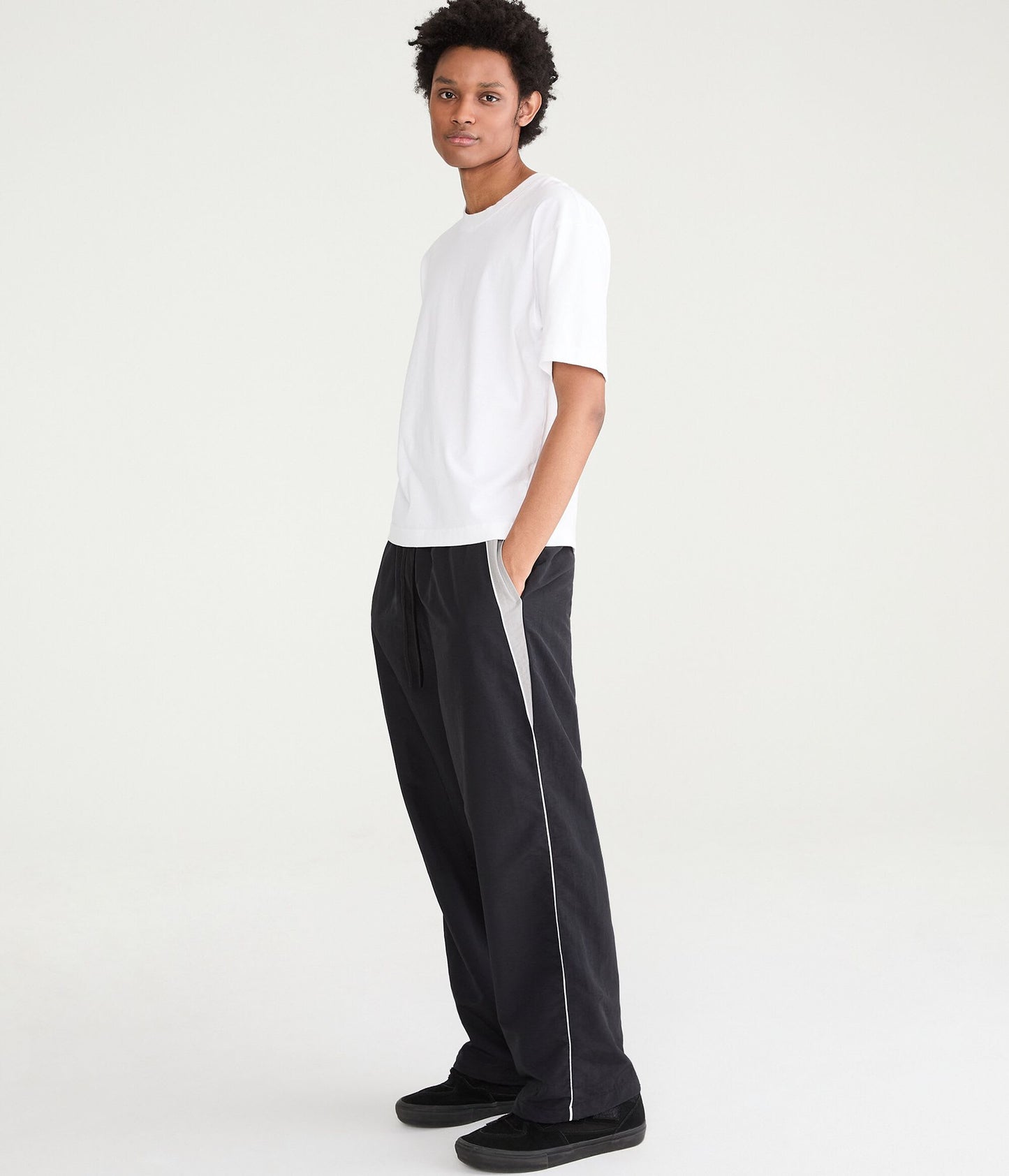 Pantalón deportivo de nailon