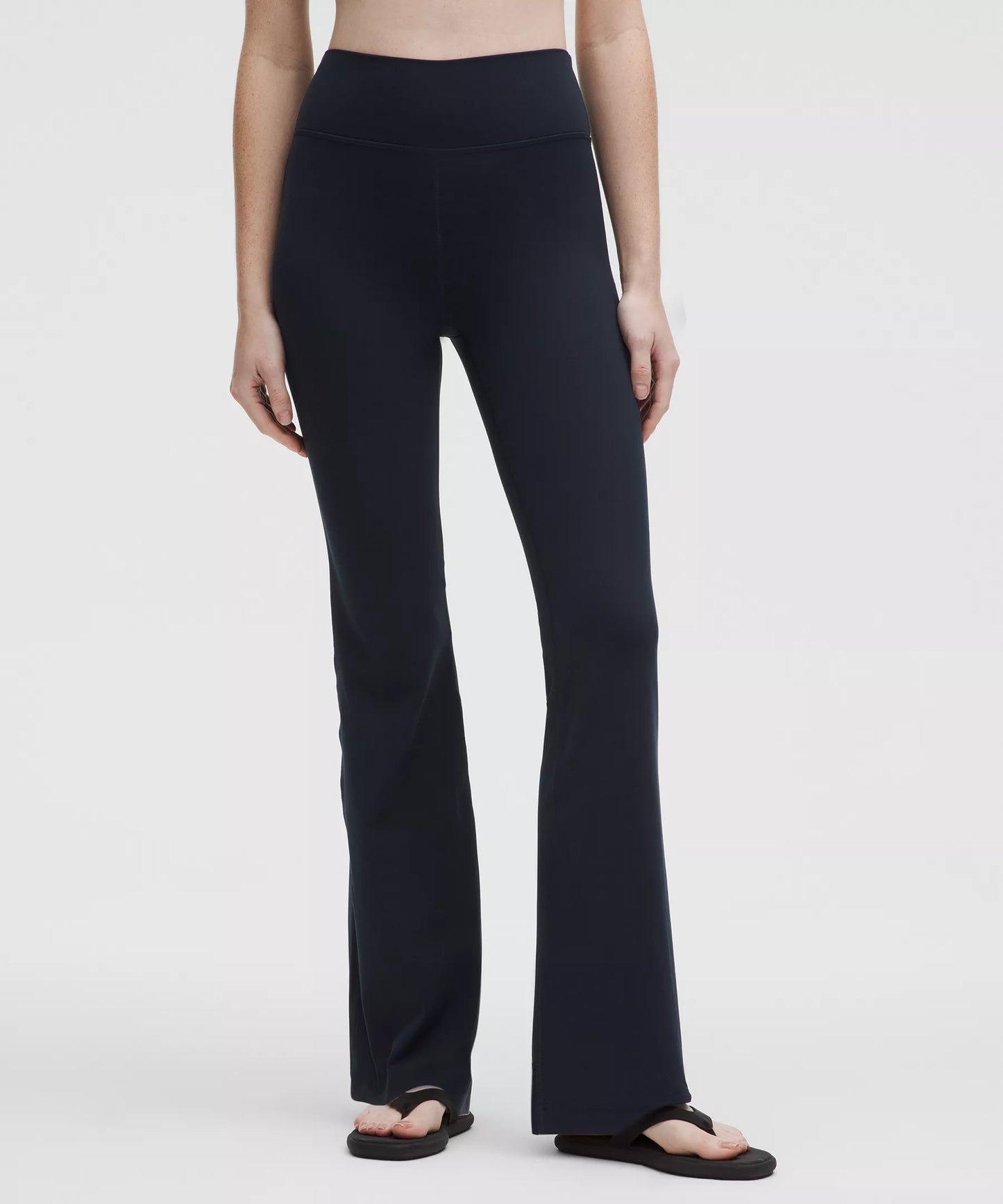 Pantalón de tiro alto