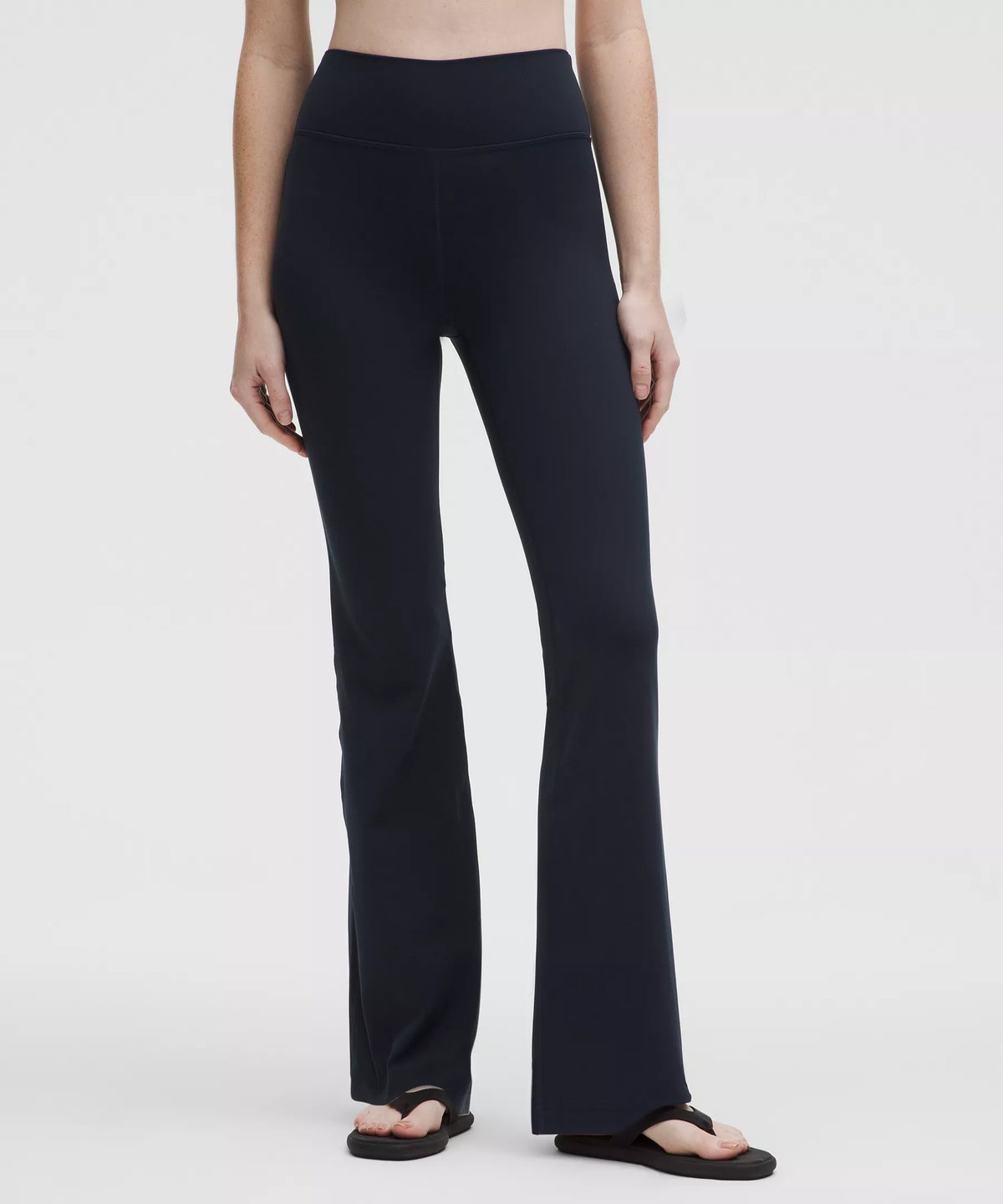 Pantalón de tiro alto