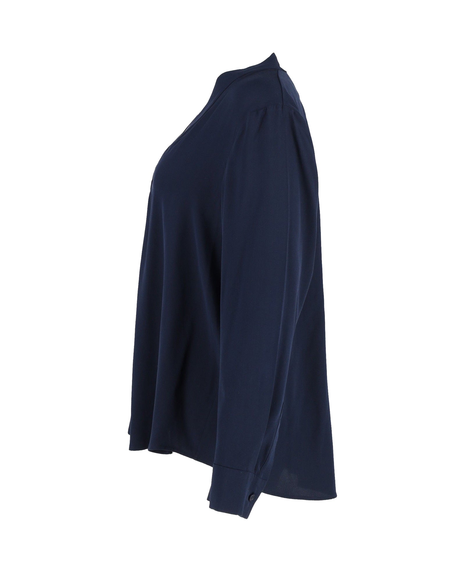 Blusa de seda con pliegues color azul marino