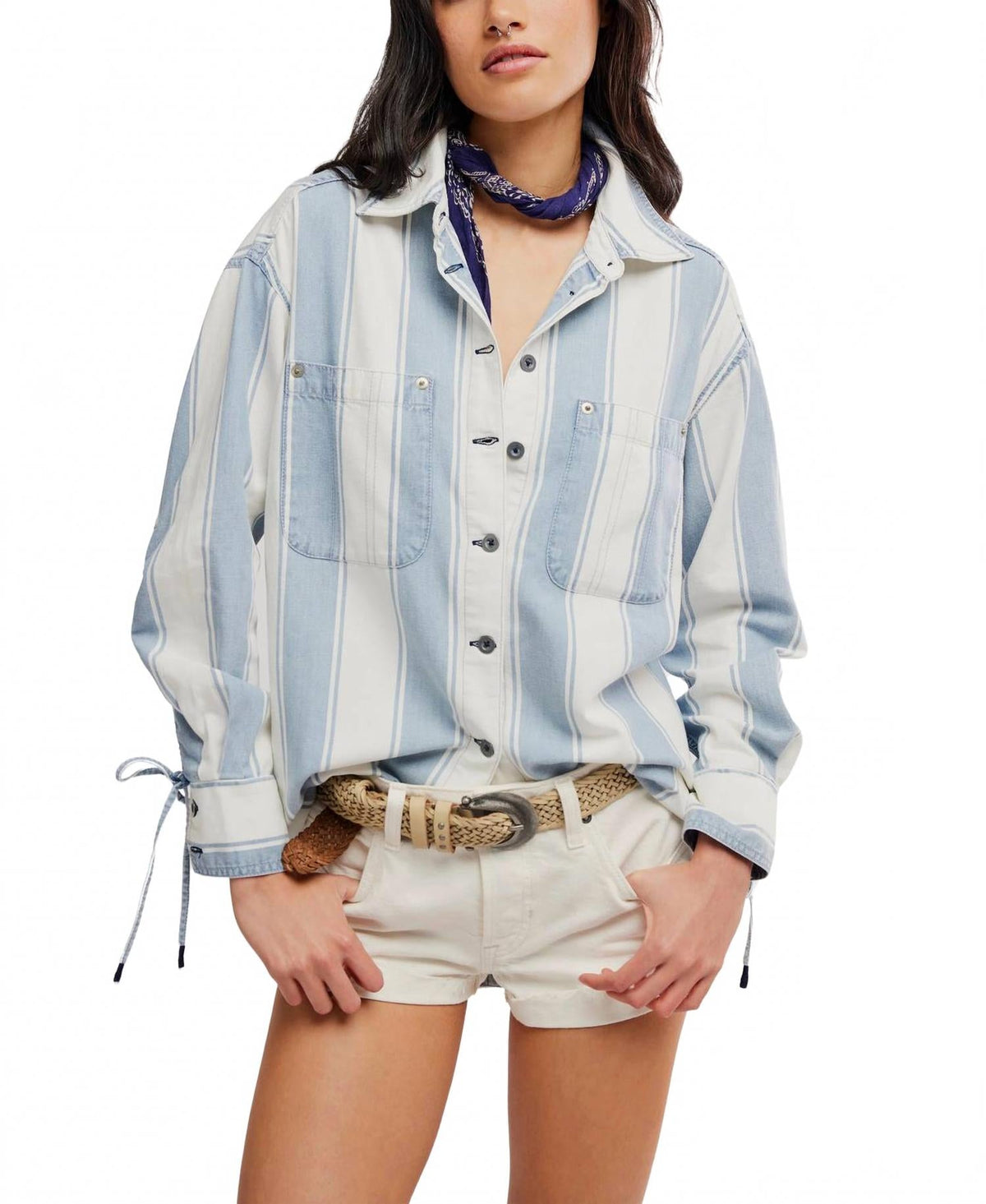 Camisa de mujer a rayas color gris