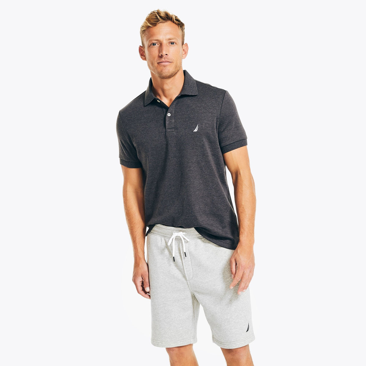 Polo de hombre de corte ajustado