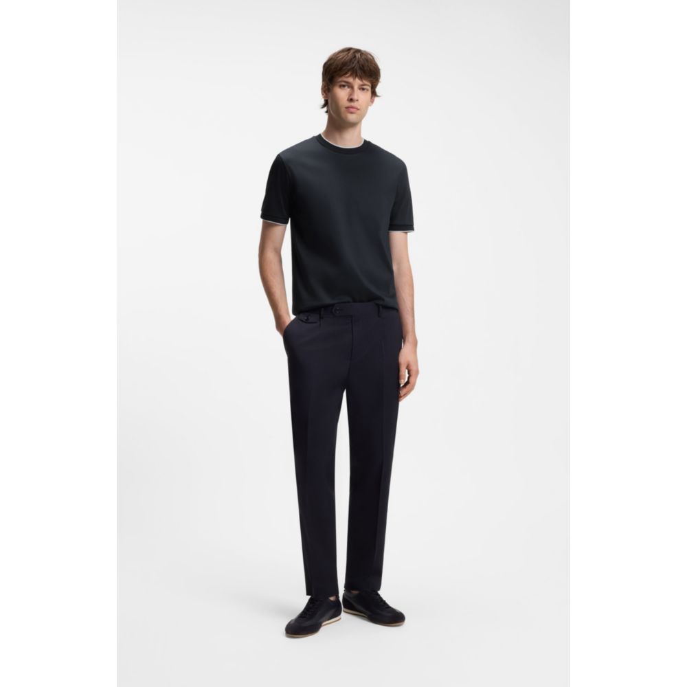 Camiseta de algodón con cuello redondo de corte ajustado