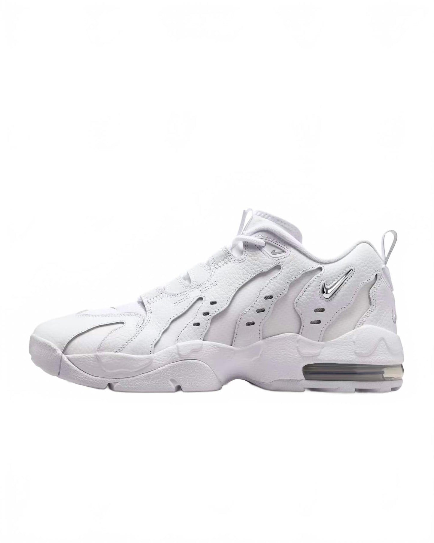 Tenis de hombre color blanco y plateado