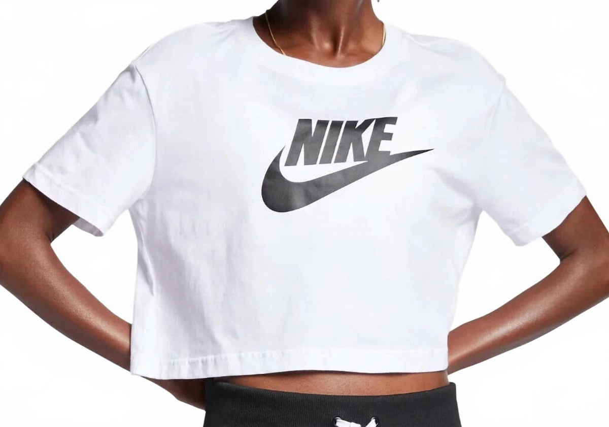 Camiseta color negro y blanco