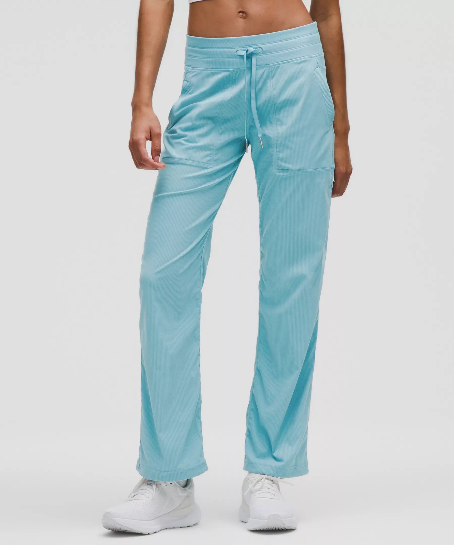 Pantalón de tiro medio