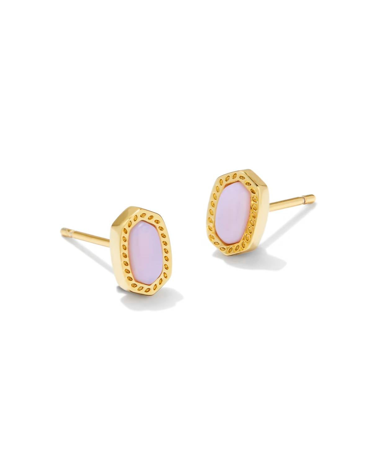 Aretes de mujer color rosado