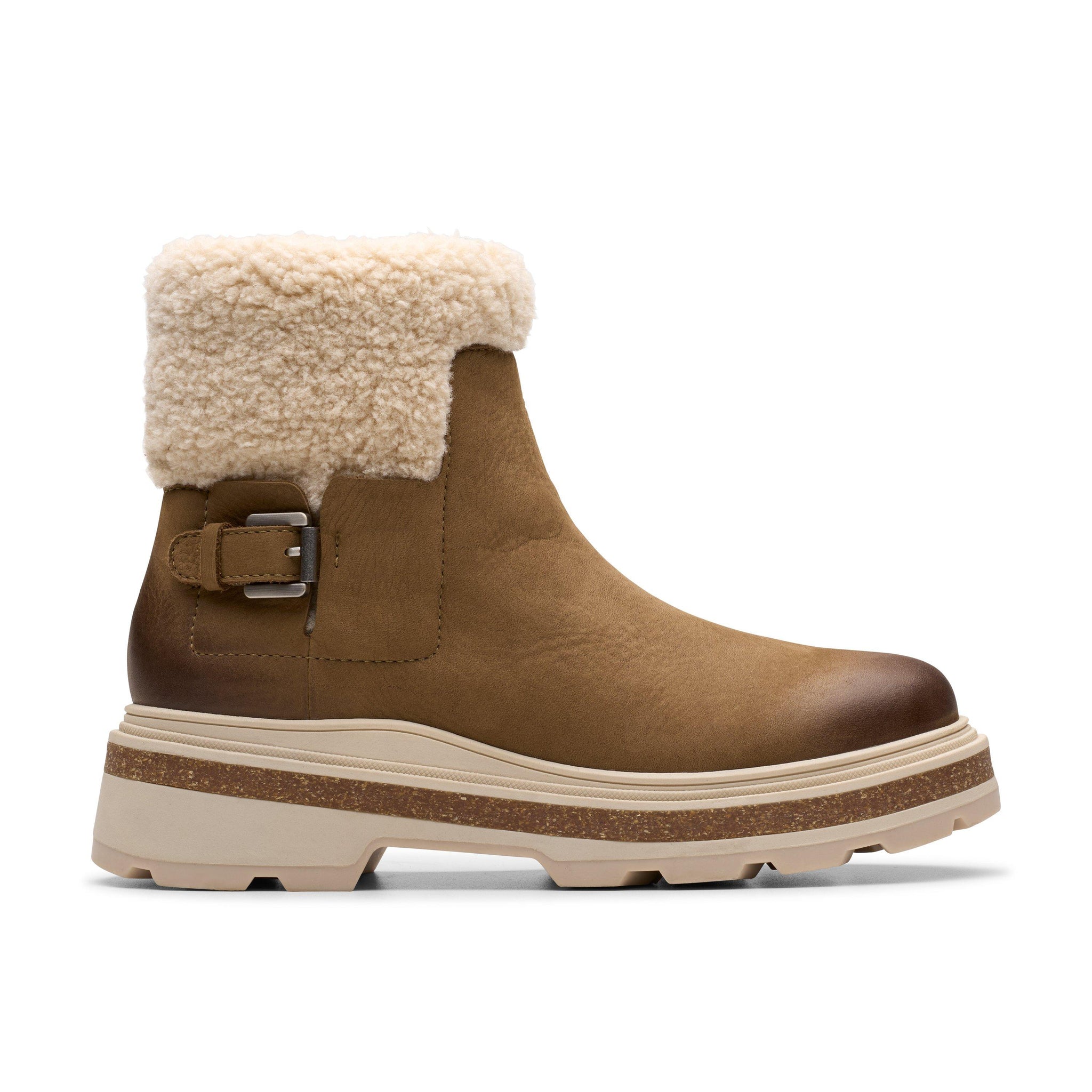 Calzado de nobuk color beige
