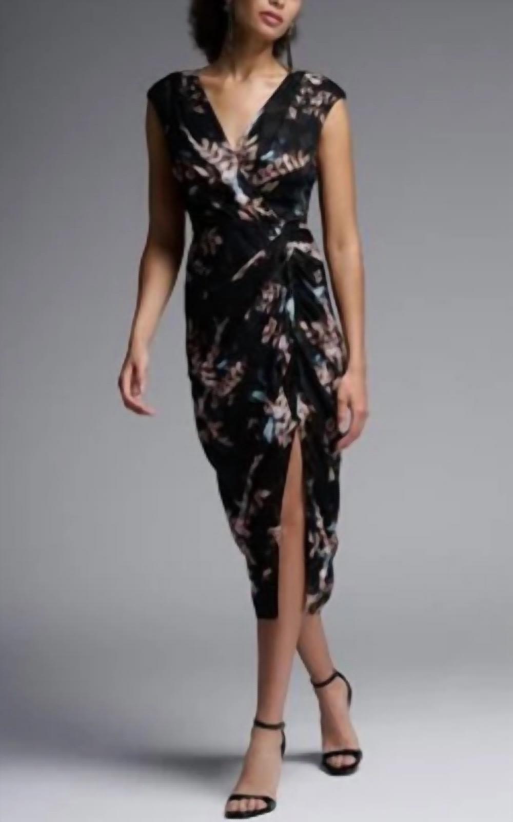 Vestido sin mangas con estampado floral