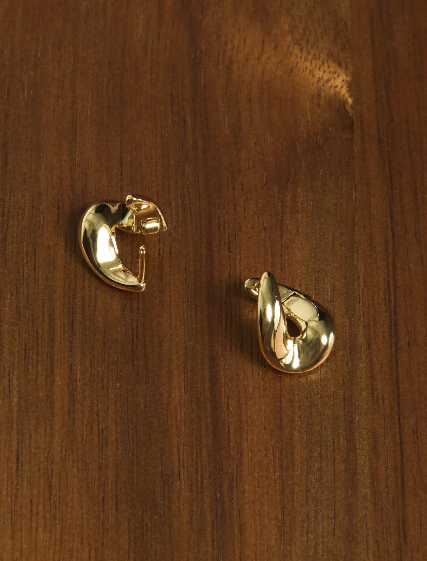 Aretes color dorado