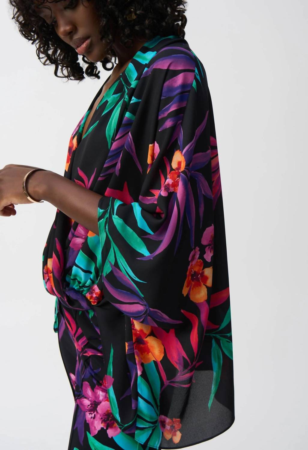 Top color negro