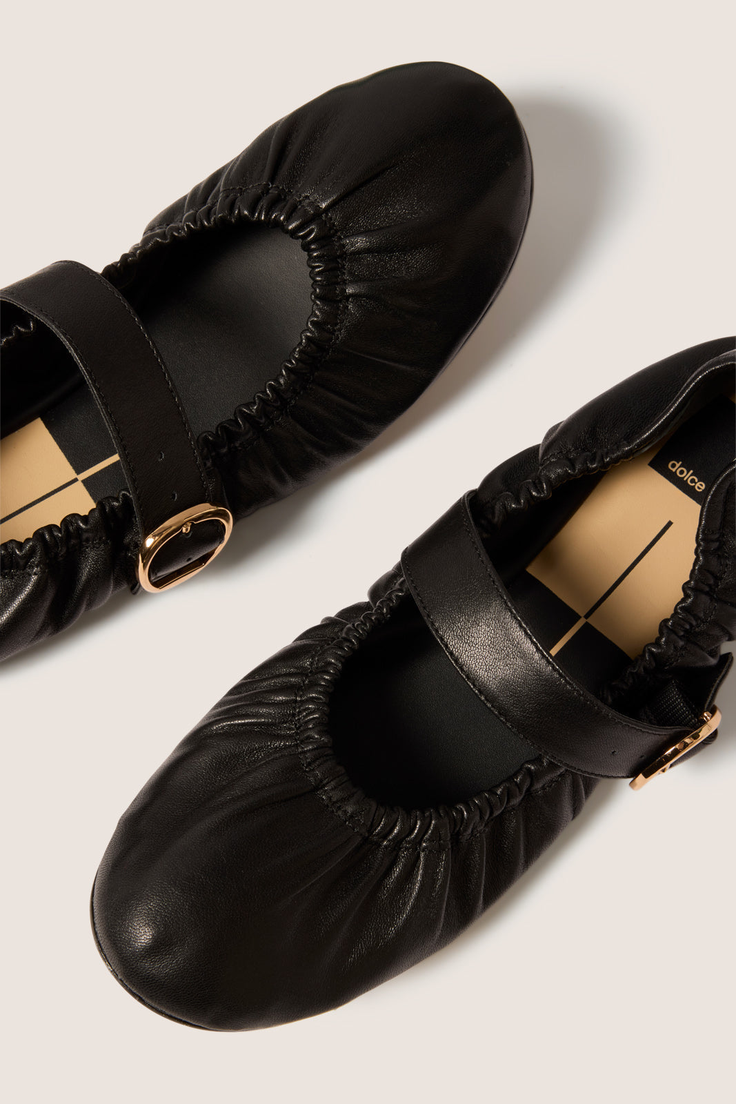 Zapatos planos de mujer