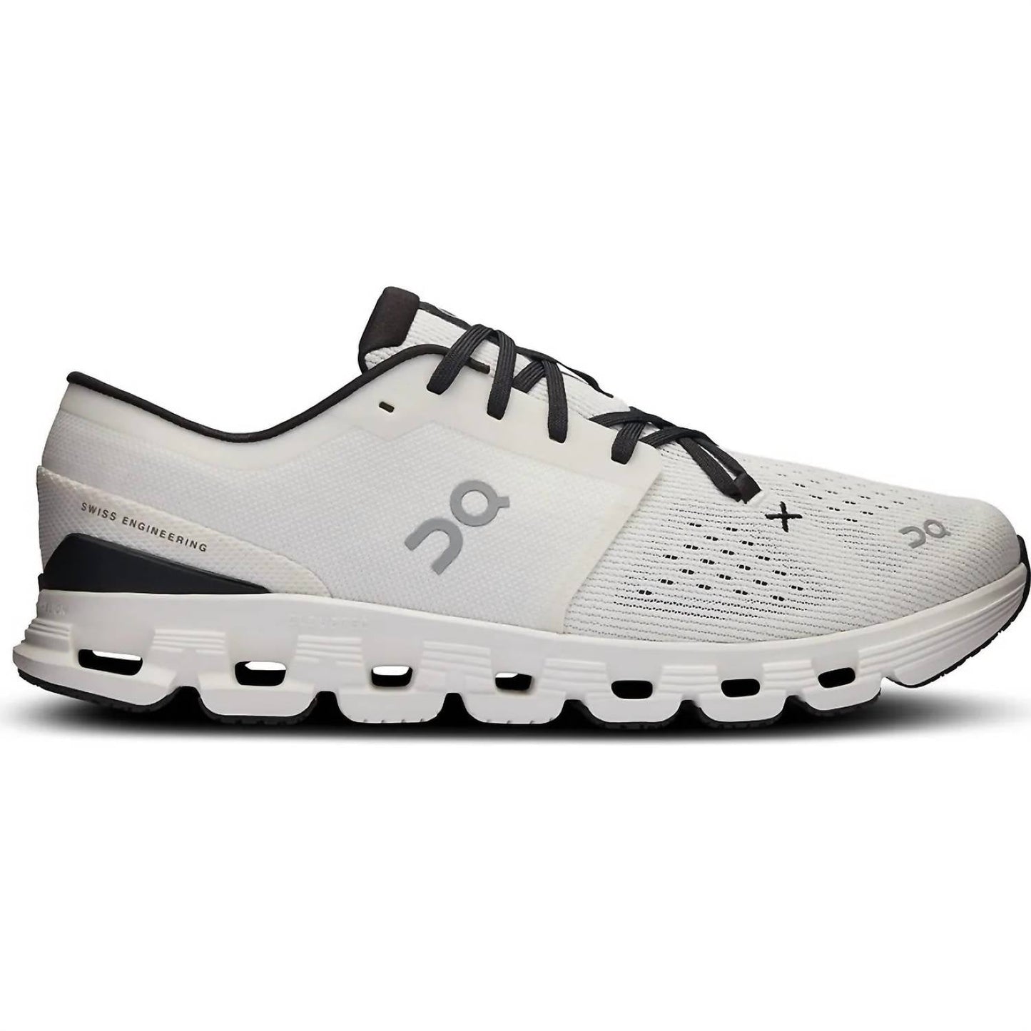 Tenis para correr de hombre color negro y marfil