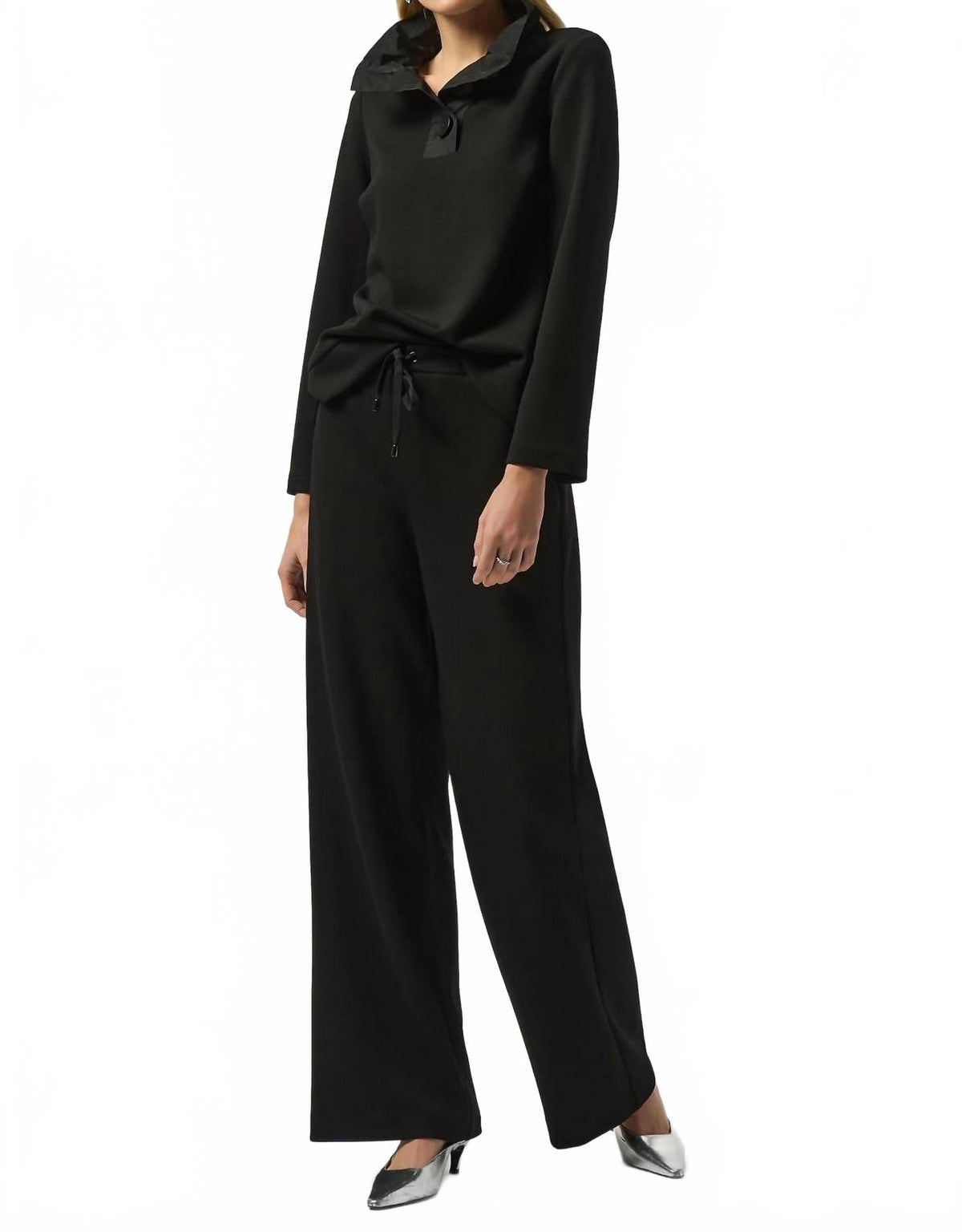 Pantalón de pierna ancha color negro
