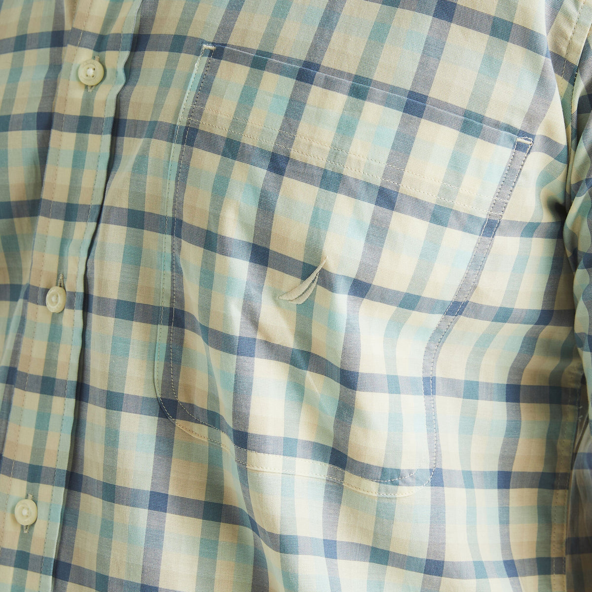 Camisa de hombre de manga corta a cuadros
