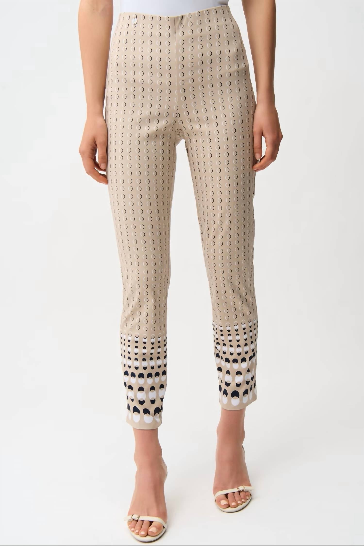 Pantalón color beige