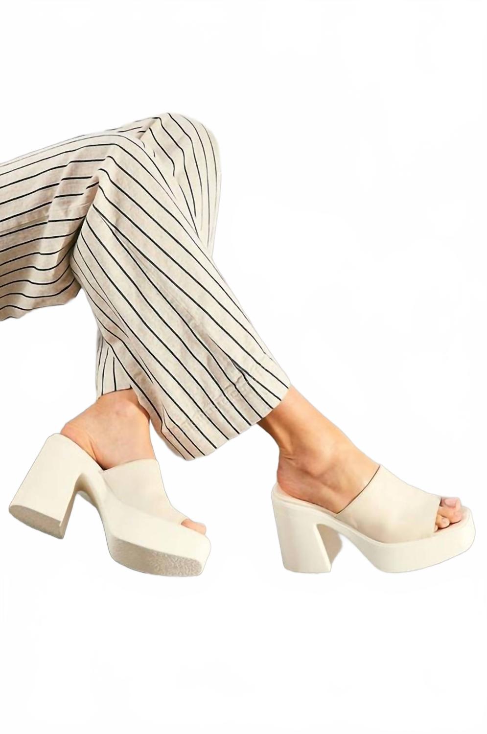 Tacones de mujer con plataforma color blanco
