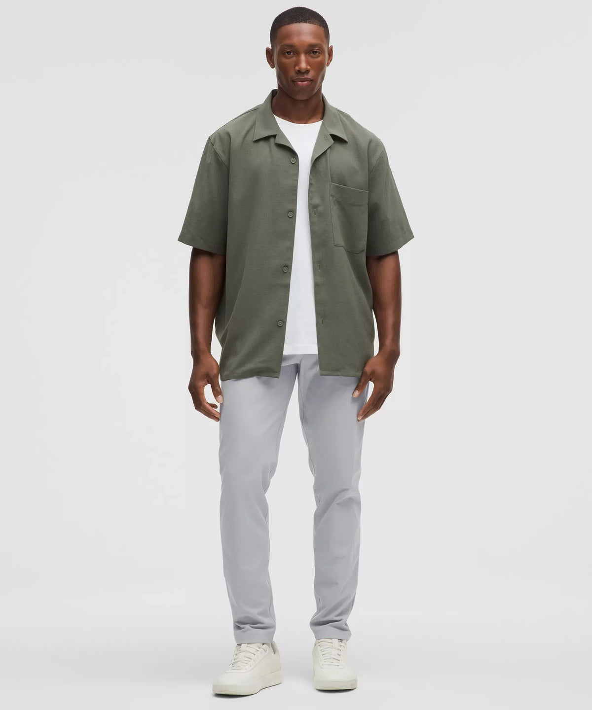 Pantalón de corte ajustado