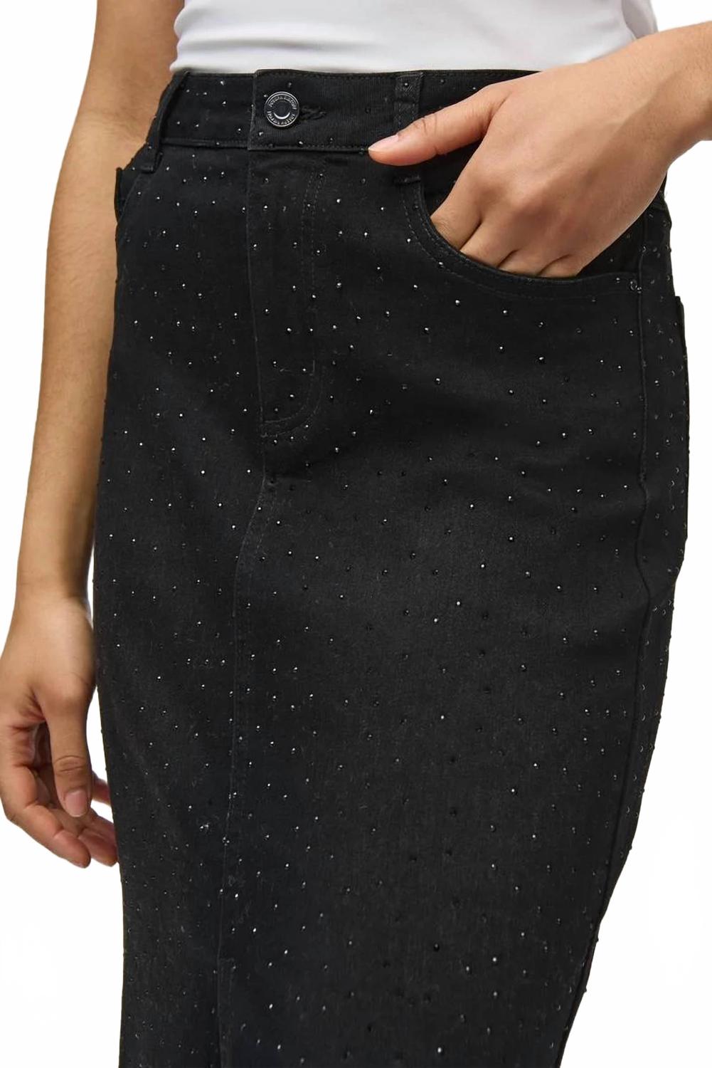 Falda color negro