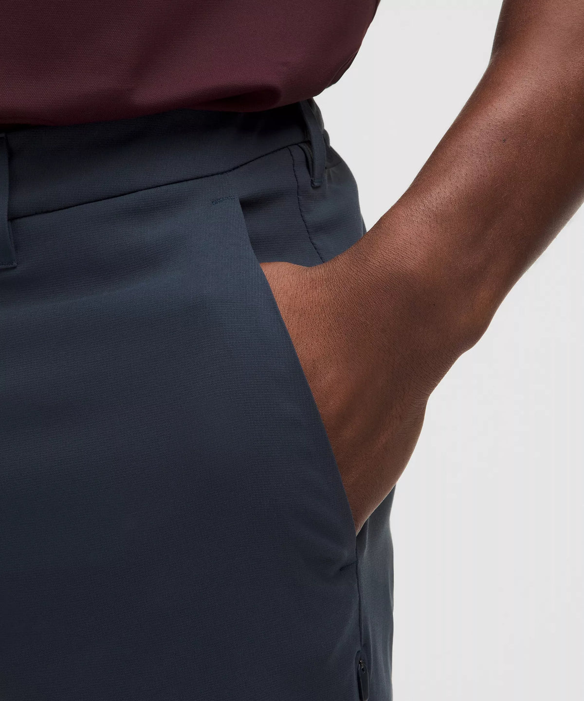 Pantalón de corte ajustado