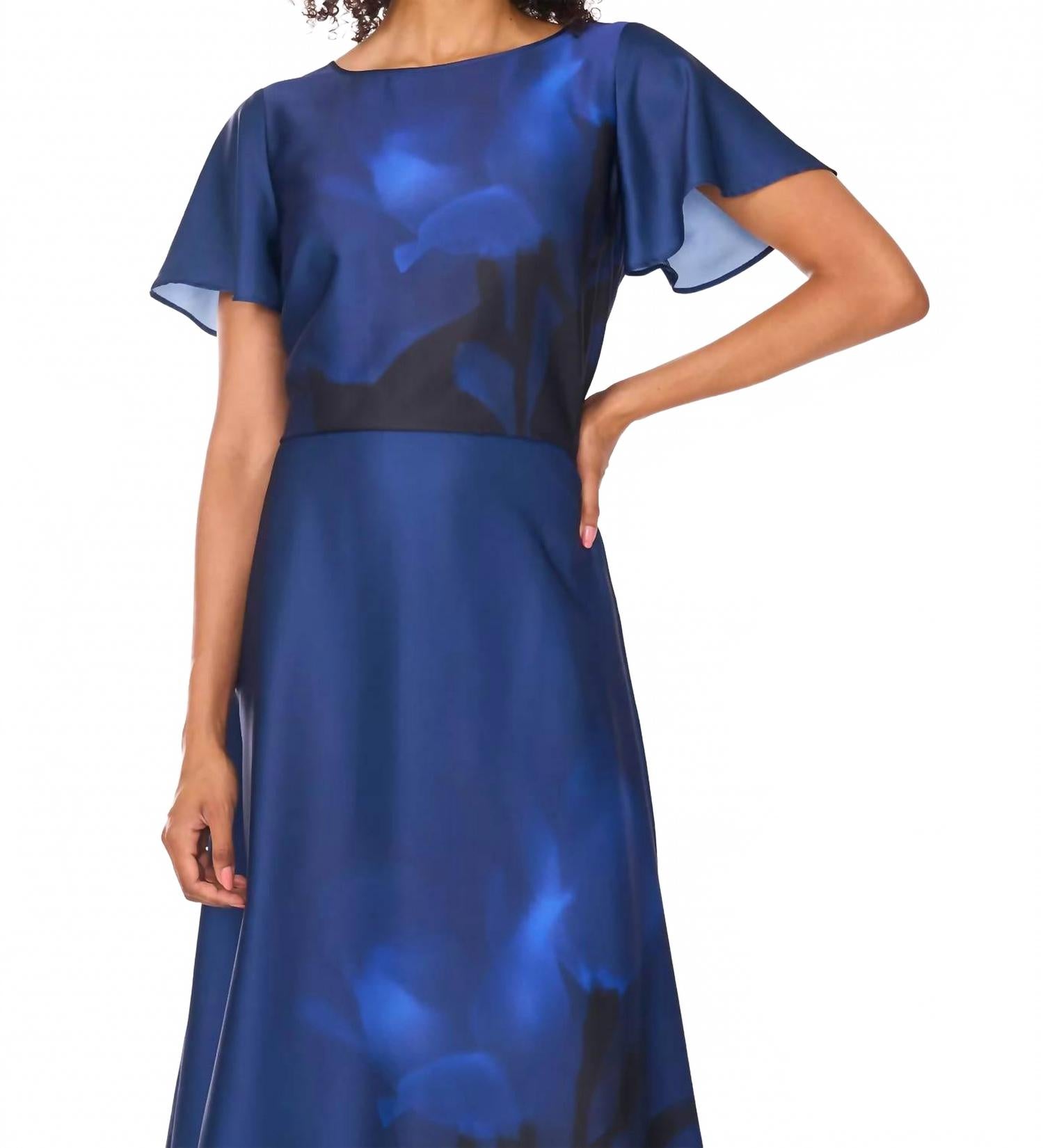 Blusa de mujer color azul marino