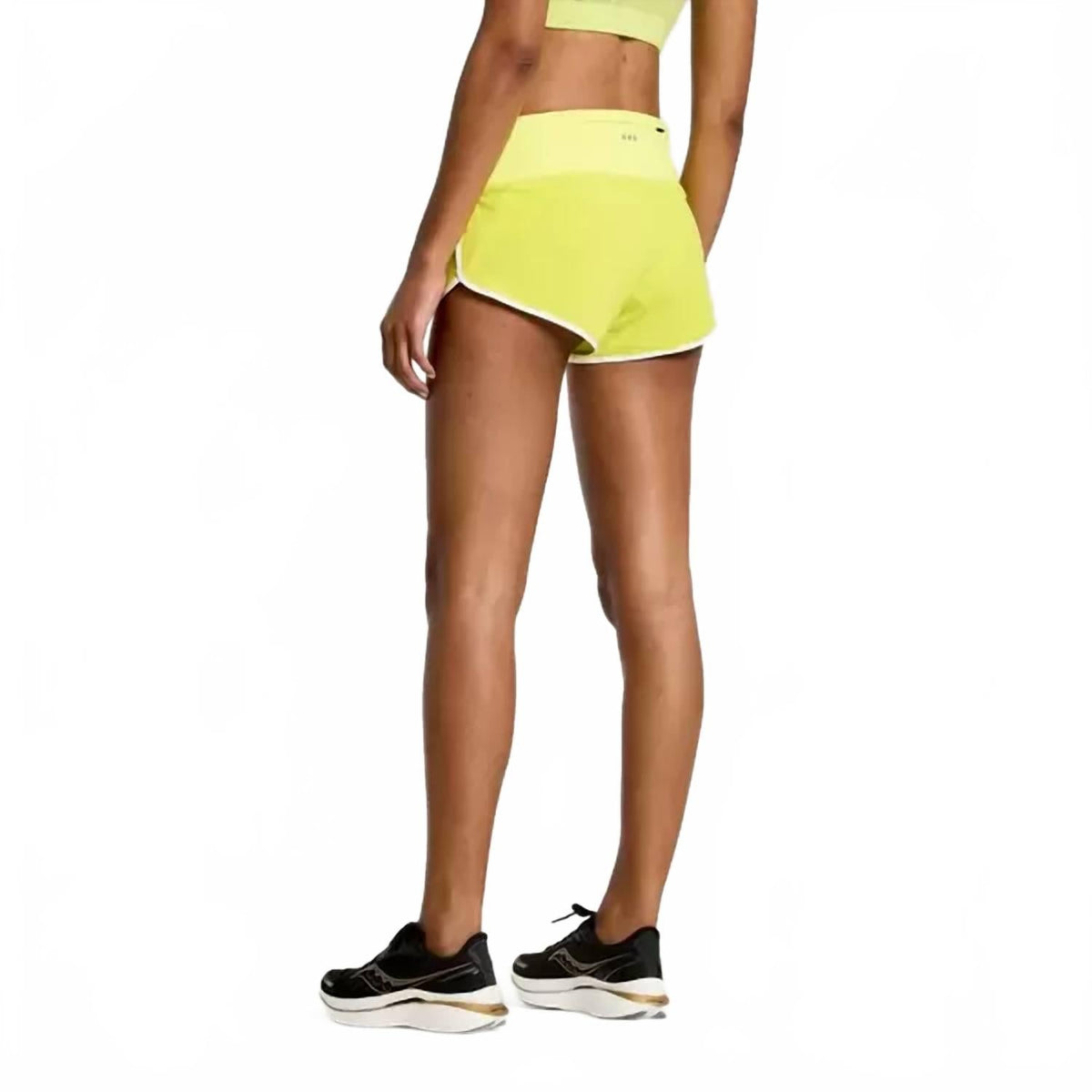 Short color amarillo