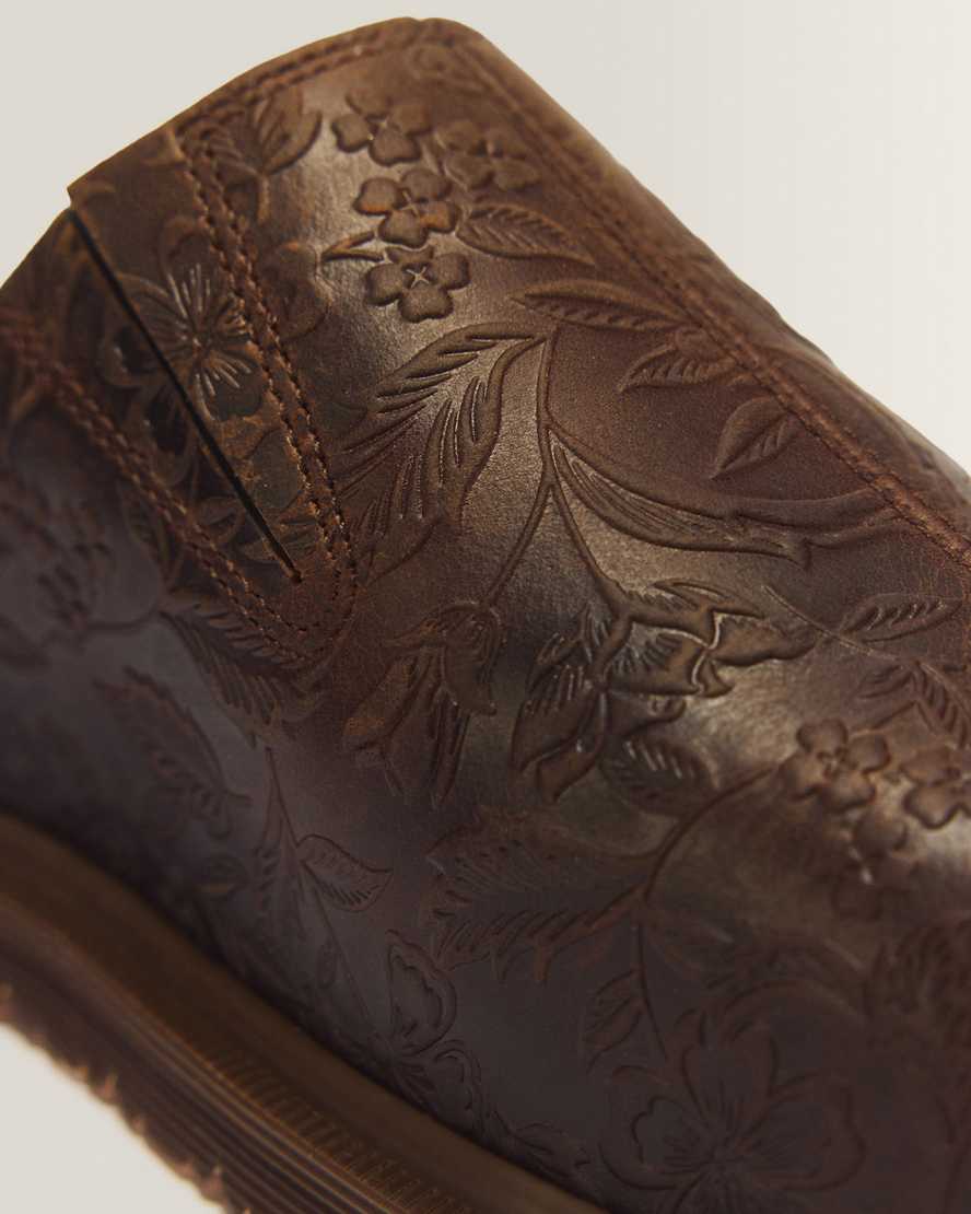 Zapatos destalonados de cuero con estampado floral