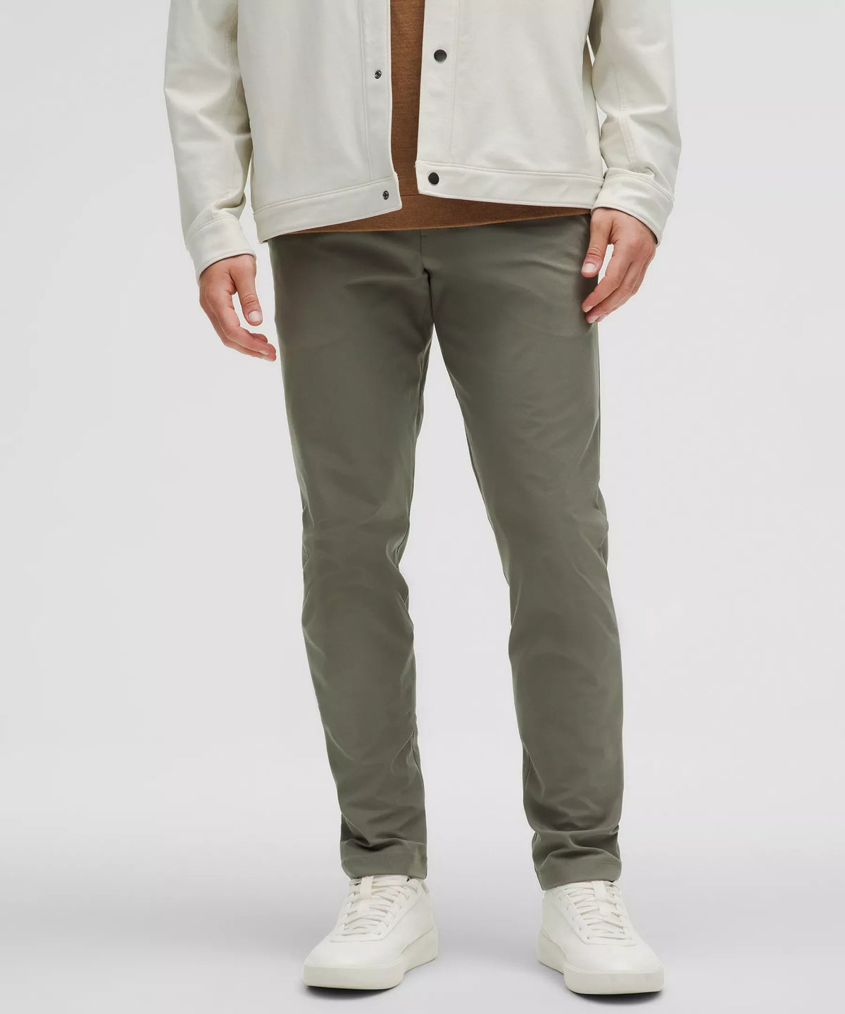 Pantalón de corte ajustado