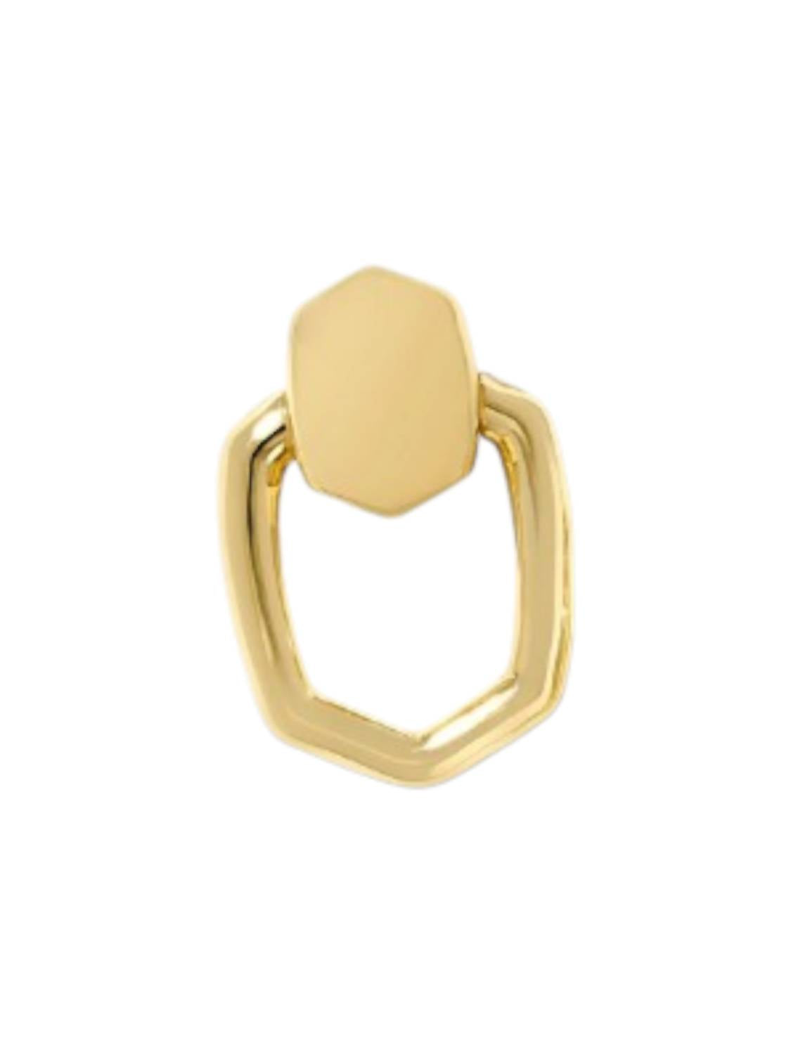 Aretes de mujer color dorado