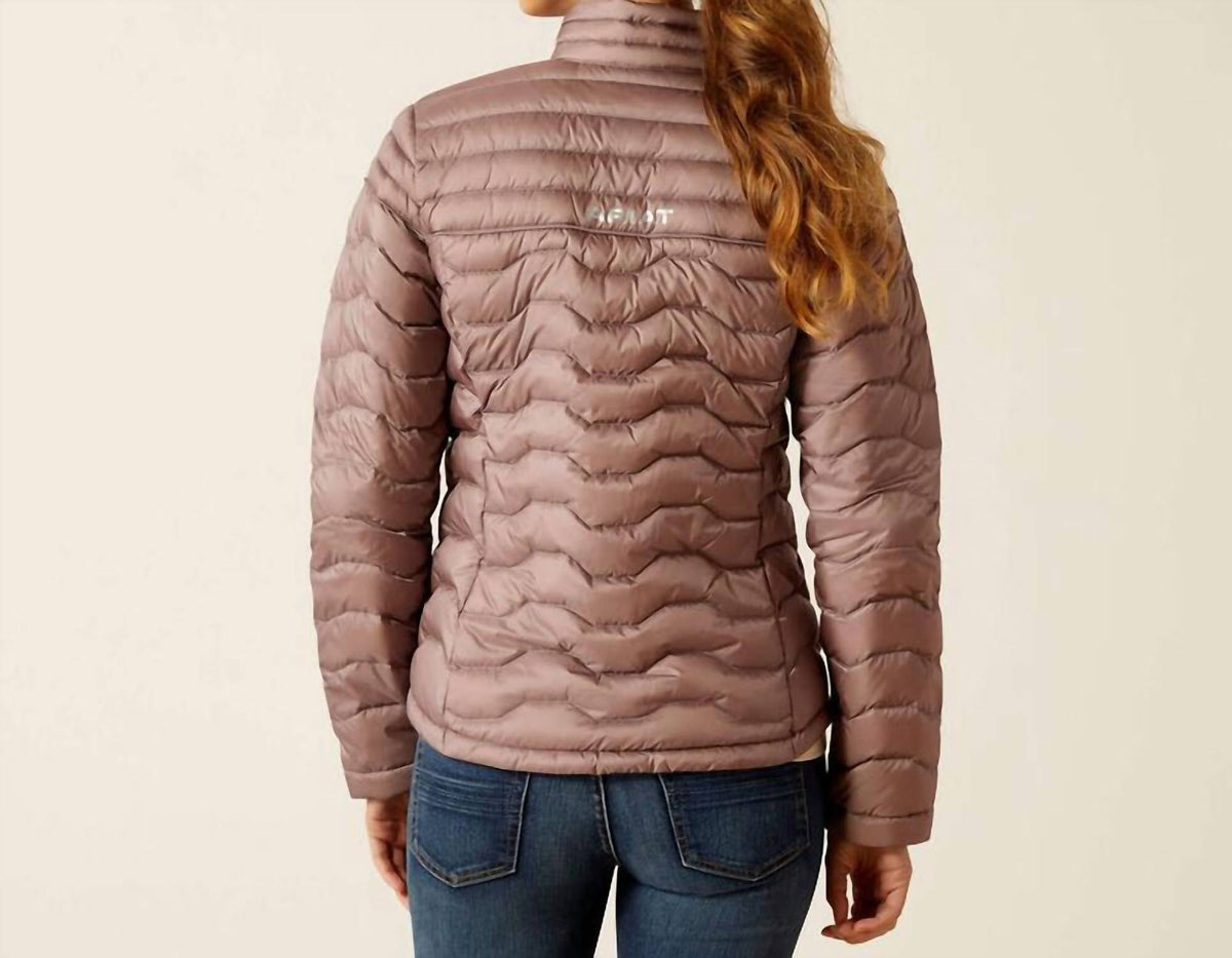 Chaqueta color violeta