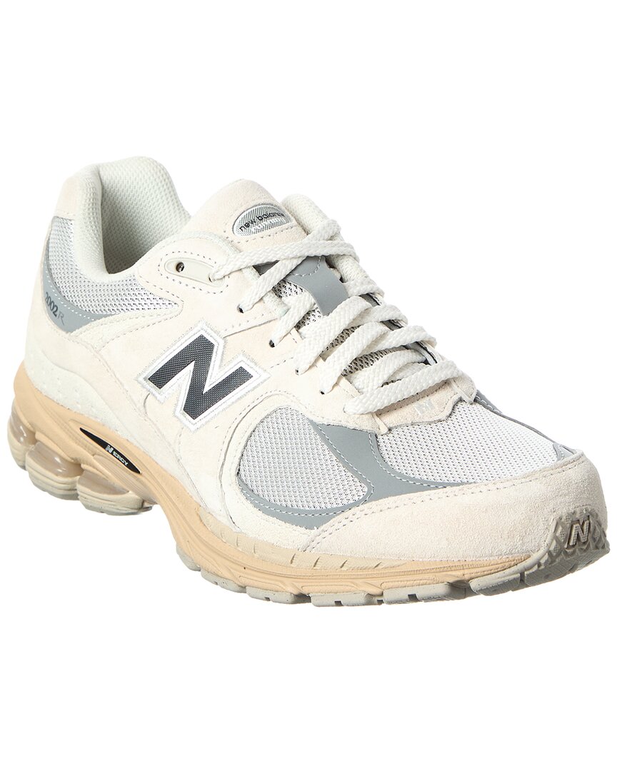 Tenis de gamuza