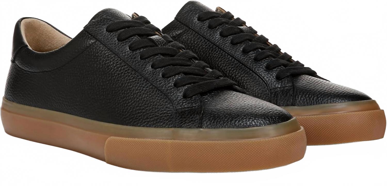 Tenis de hombre de cuero color negro y café